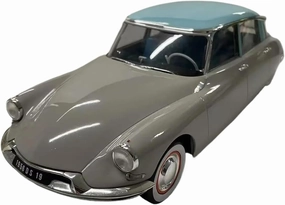 1:18 for Citroen DS19 Alloy Vintage Car Models Collection Souvenir Decoration Mini Simulation Toys
