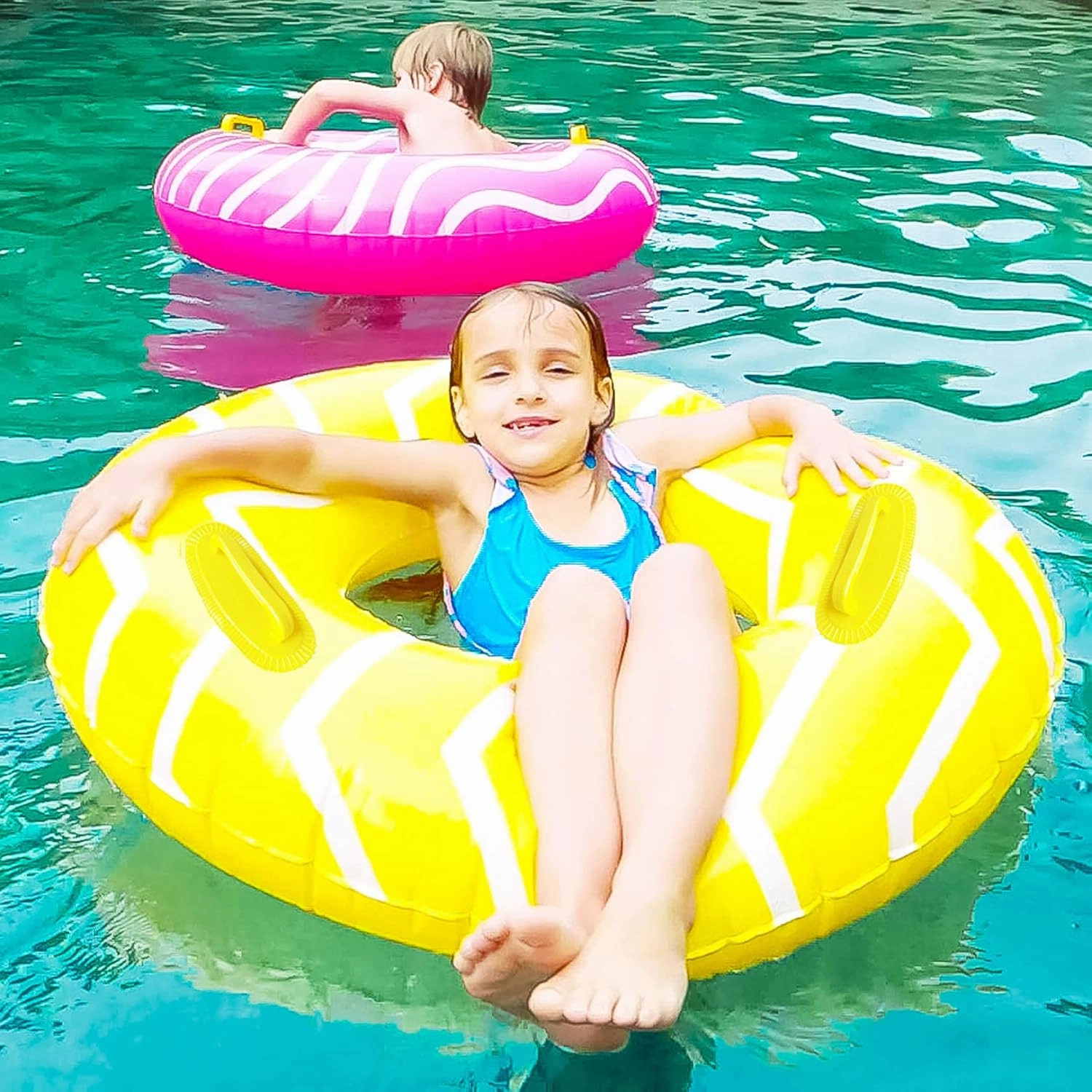 2 Pack Inflatable Pool Tubes with Handles, 39” Inner Tubes for Floating, Round Pool Float, Beach Swim Ring Floaties, Pool Party Toys for Teens Adults