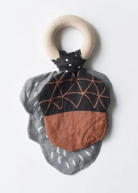 Acorn Crinkle Teether
