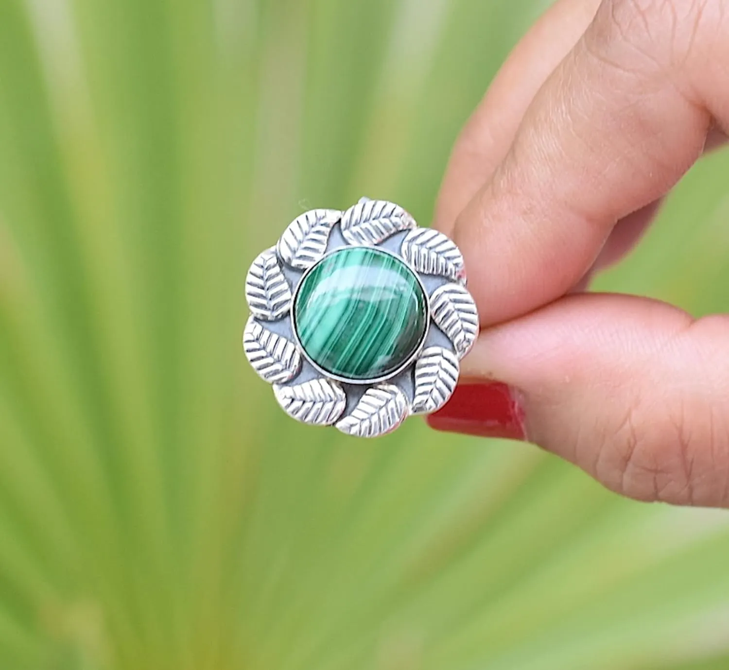 Avika Jewelry Malachite Ring- 925 Sterling Silver Plated Ring- Green Gemstone Ring- Oval Shape Gemstone Ring- Handmade Ring N0-A2B (8 US)
