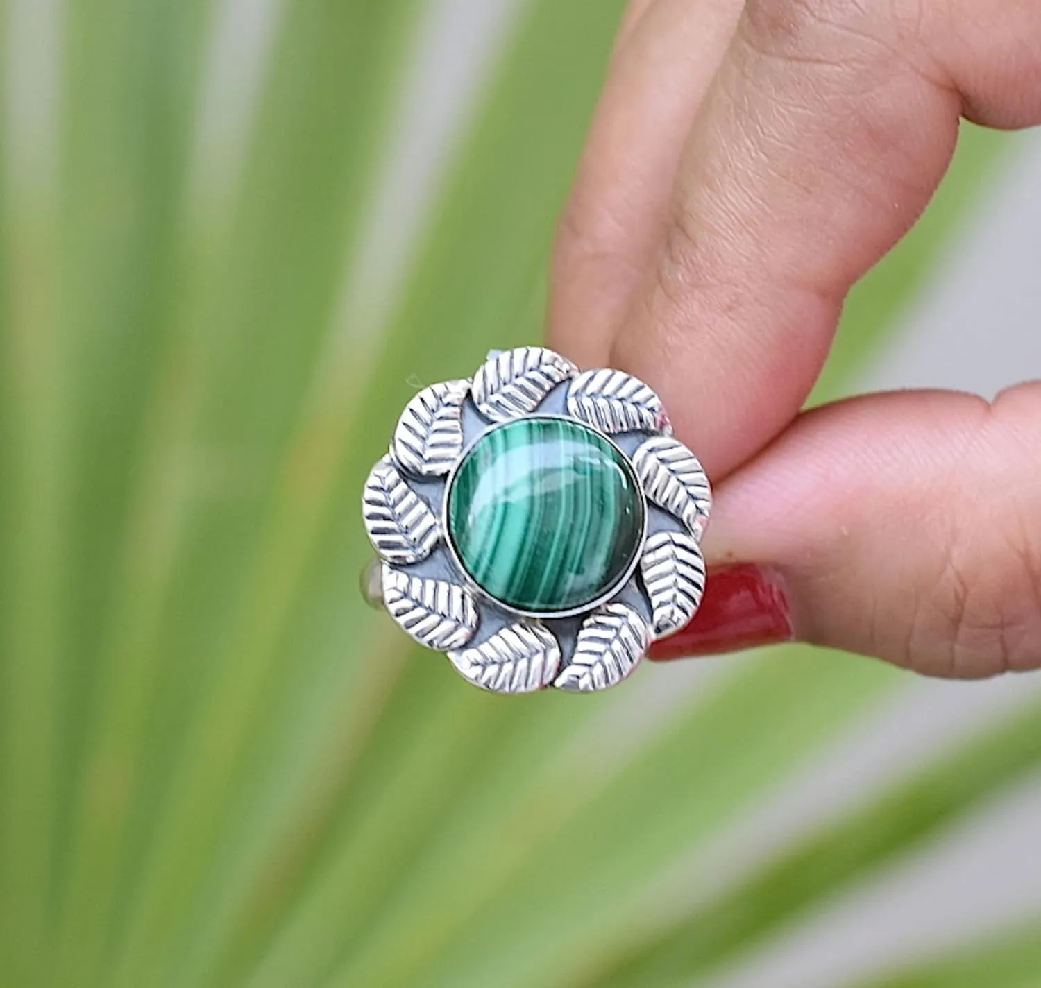 Avika Jewelry Malachite Ring- 925 Sterling Silver Plated Ring- Green Gemstone Ring- Oval Shape Gemstone Ring- Handmade Ring N0-A2B (8 US)