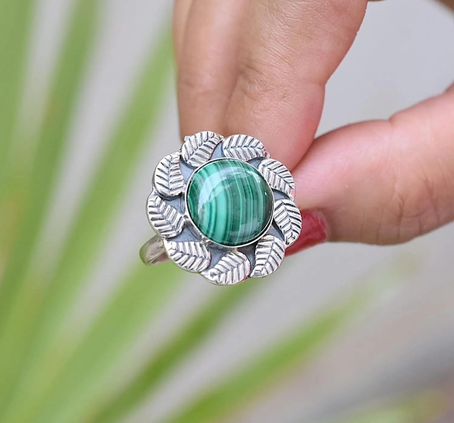 Avika Jewelry Malachite Ring- 925 Sterling Silver Plated Ring- Green Gemstone Ring- Oval Shape Gemstone Ring- Handmade Ring N0-A2B (8 US)