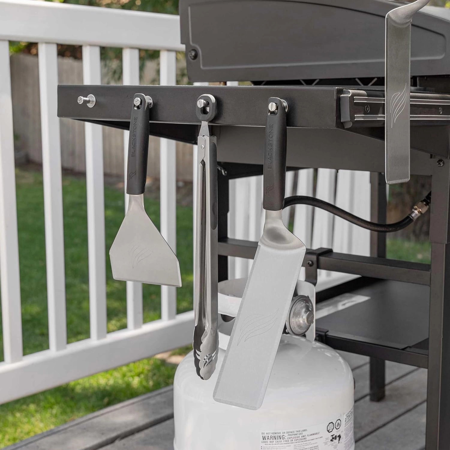 Blackstone 2266 36” Original Omnivore Griddle with Dual Side Shelves, Powder Coated Steel, Black
