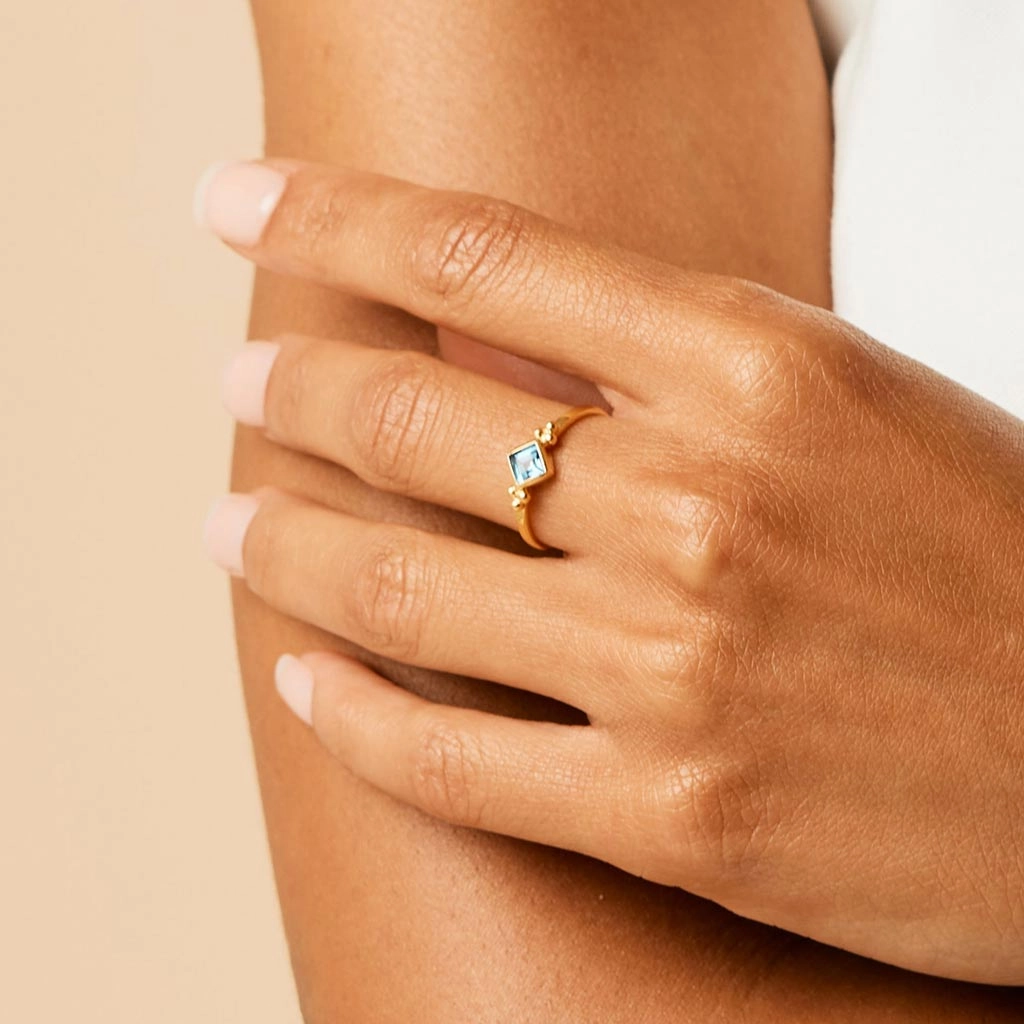 Divinity Princess Ring - Gold London Blue Topaz