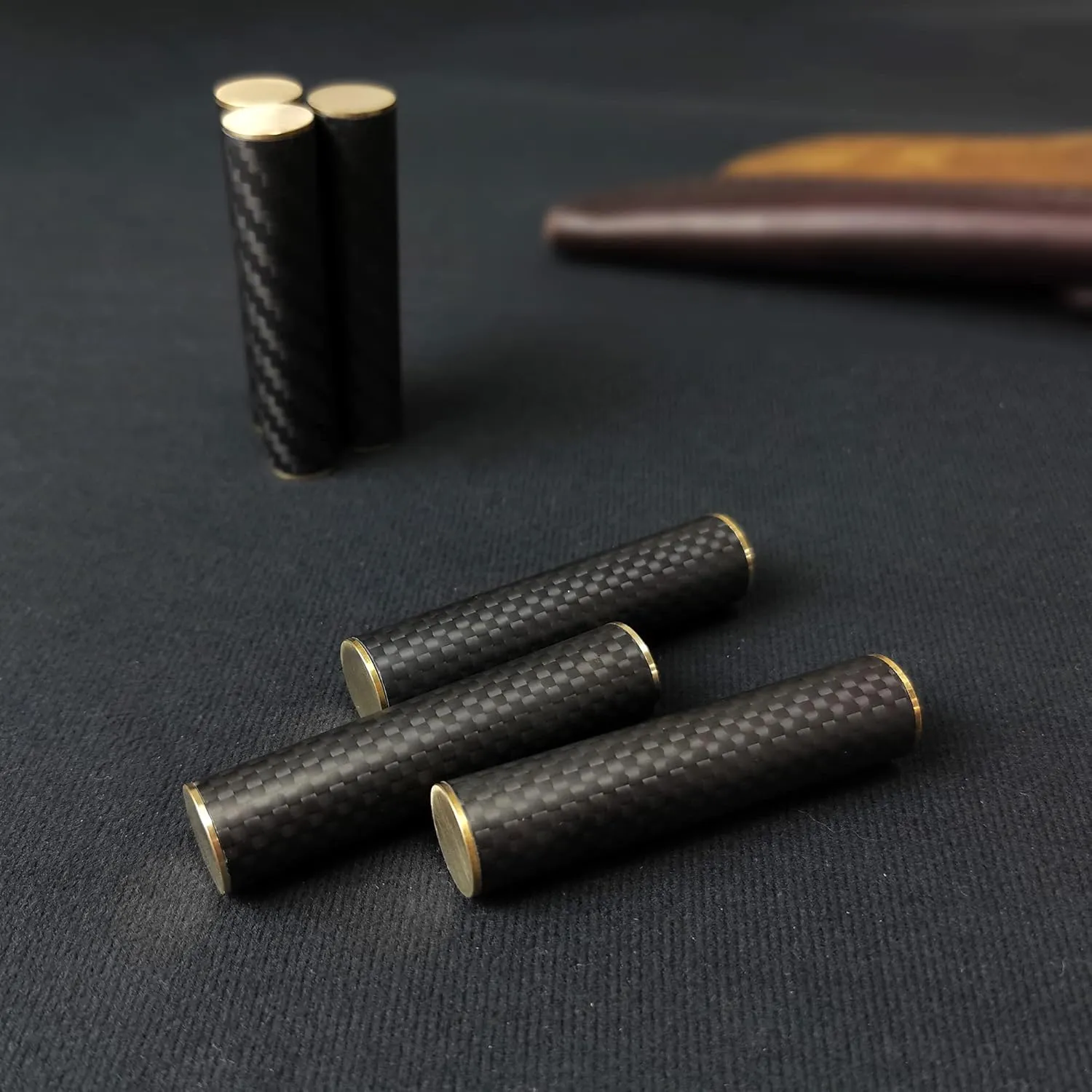 EDC Fidget Toys Stress Relief for Adults Magnetic Metal Carbon Fiber Three-Section Stick Rotating Creative Gift