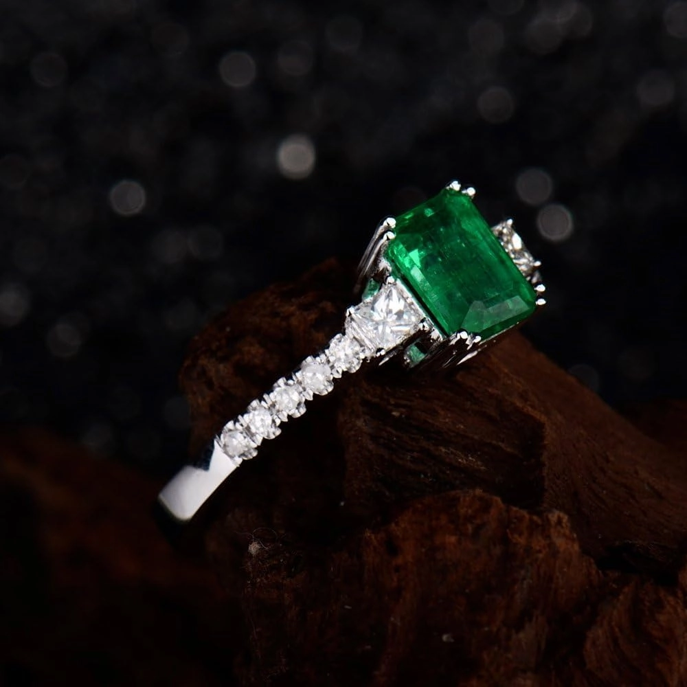 Emerald Ring For Women, 14K White Gold Rings - Emerald Green Ring with Diamond, Natural Emerald Rings & Real Diamond Gemstone Rings For Couple Engagement Ring & Wedding Band