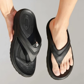 Ergonomic Black Flip Flops: Arch Support, Lightweight & Durable