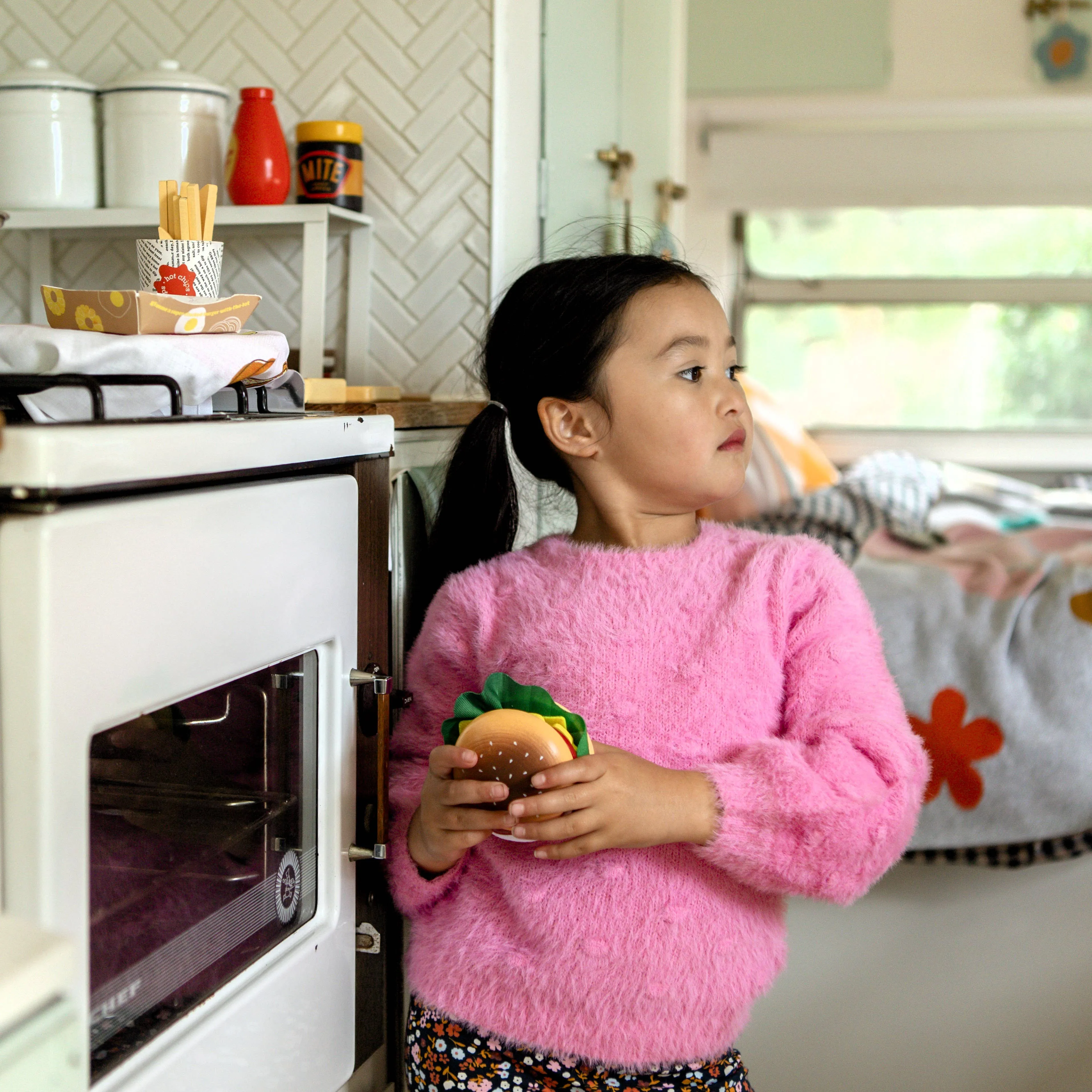 Make Me Iconic Wooden Toy Food Australian Food Set Play Kitchen Role Play Pretend and Imaginative Play 3yrs 