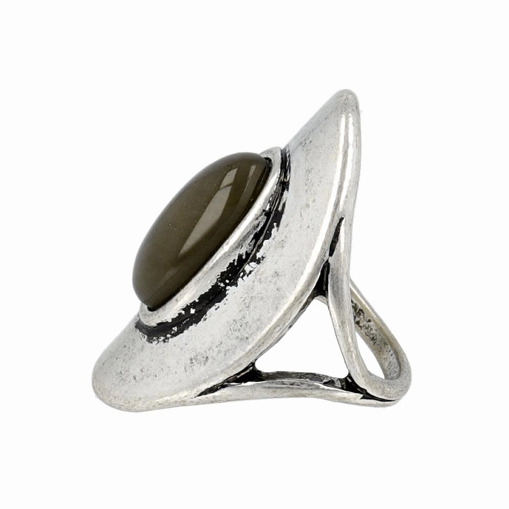 Oval Cabochon Ring