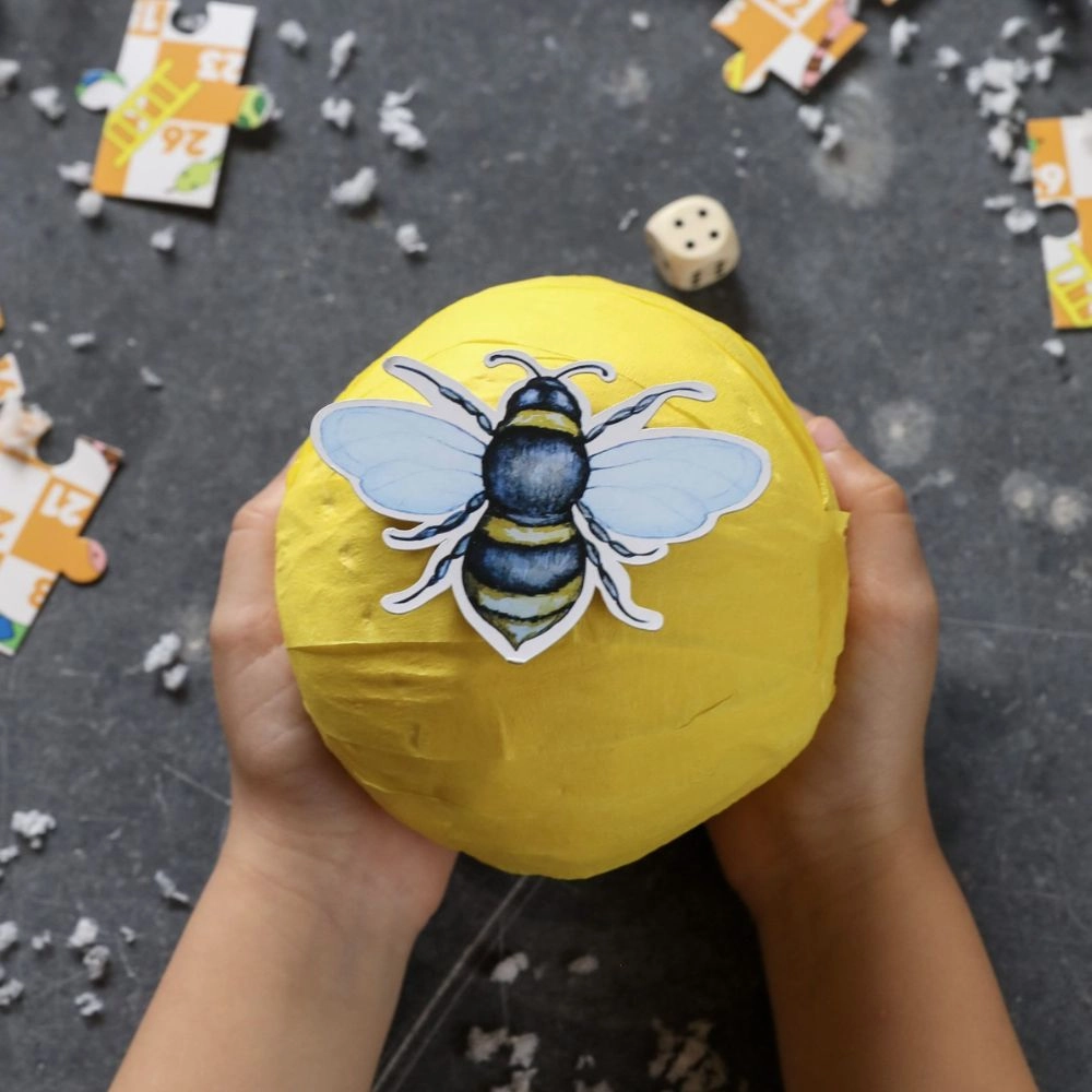 Pass the Parcel Bee