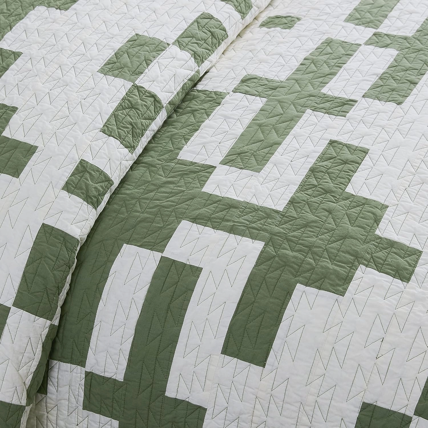 PENDLETON Painted Cove Queen Size Cotton Quilt Set, Southwestern Farmhouse Bedding Cover, Soft Warm Bed Spread with Matching Pillowcase for All Seasons Chic Home Decor Bedding Sets, Full/Queen, Sage