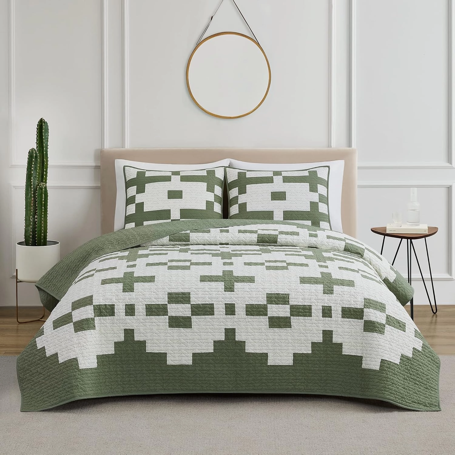 PENDLETON Painted Cove Queen Size Cotton Quilt Set, Southwestern Farmhouse Bedding Cover, Soft Warm Bed Spread with Matching Pillowcase for All Seasons Chic Home Decor Bedding Sets, Full/Queen, Sage