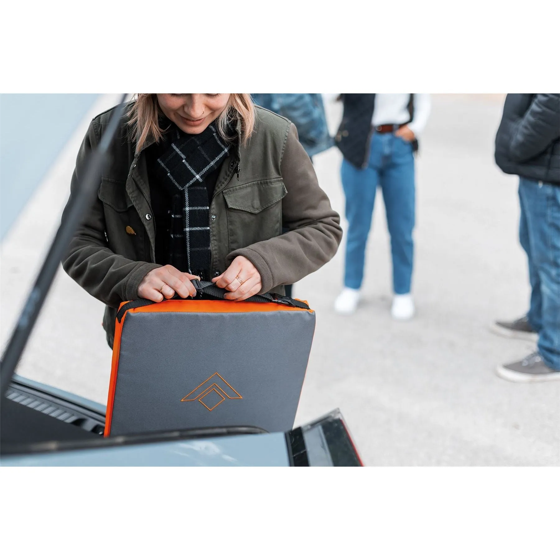 Rechargeable Heated Seat Pad (with battery) THA-BOD-0015-G