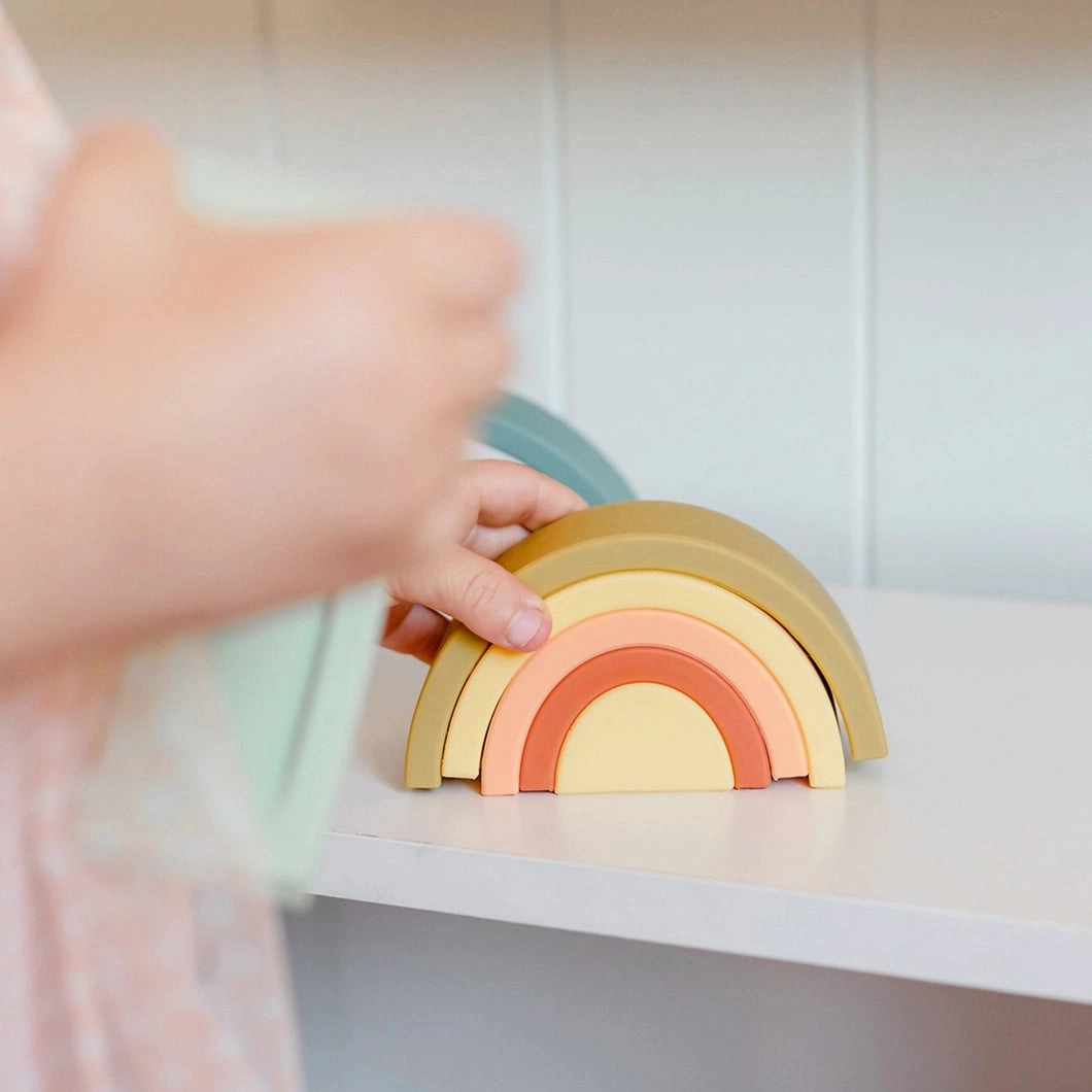 Silicone Rainbow Stacker