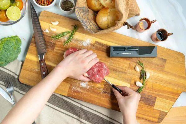 The MeatStick X Set: Advanced Wireless Meat Thermometer & Xtender Charger - 260 ft Range