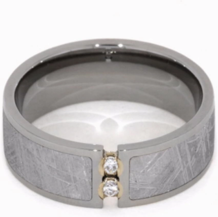 The Men's Jewelry Store (Unisex Jewelry) 2-Stone Tension Set White Sapphires, Gibeon Meteorite 8mm Comfort-Fit Titanium Wedding Band