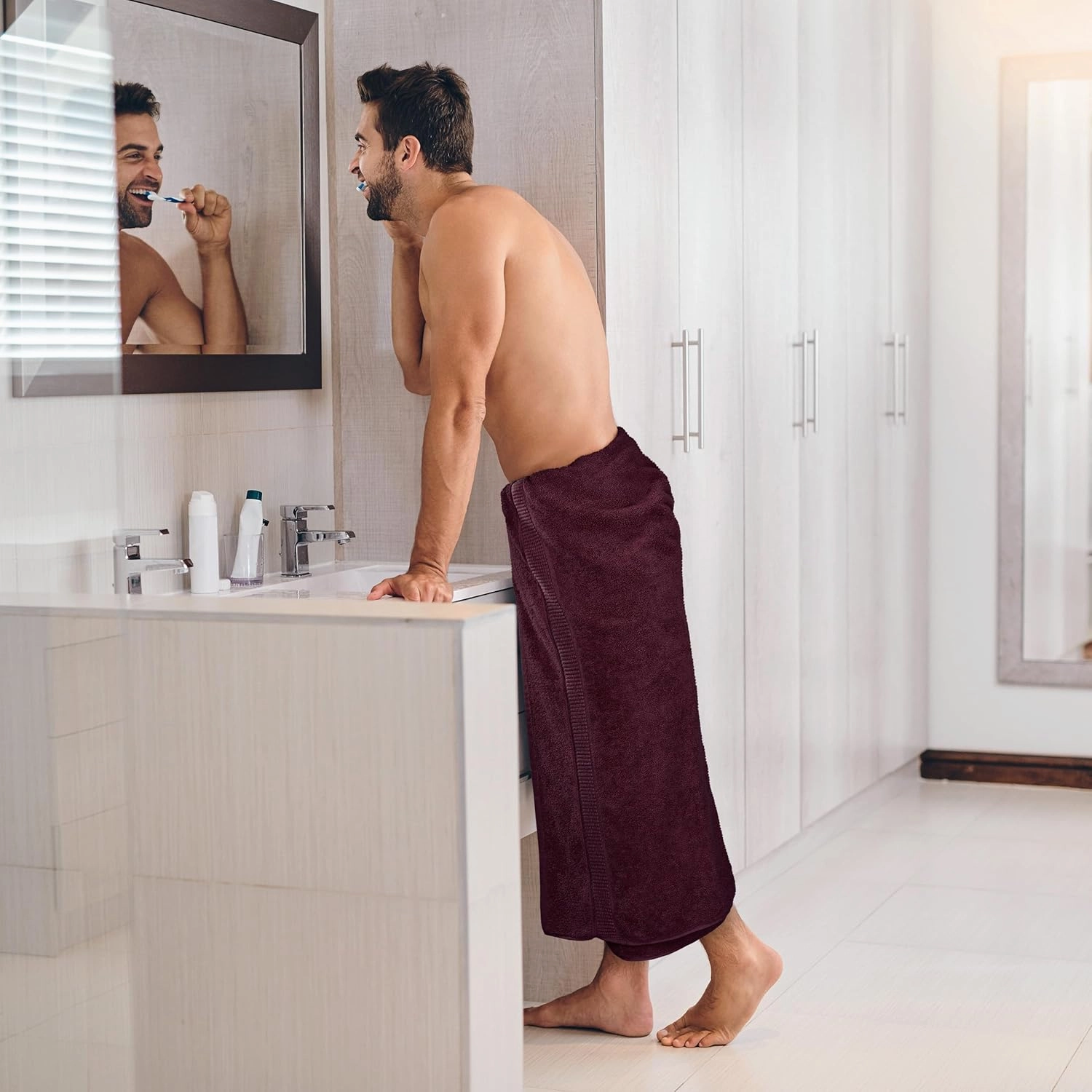 Utopia Towels Luxurious Jumbo Bath Sheet 2 Piece, 600 GSM, 35 by 70 Inches, 100% Ring Spun Cotton, Highly Absorbent and Quick Dry Extra Large Bath Towel, Super Soft Towel, Burgundy
