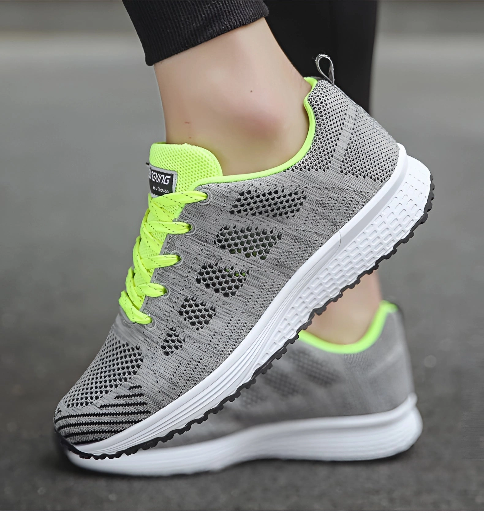 Women's Lightweight Sneakers: Breathable Pink Running Shoes