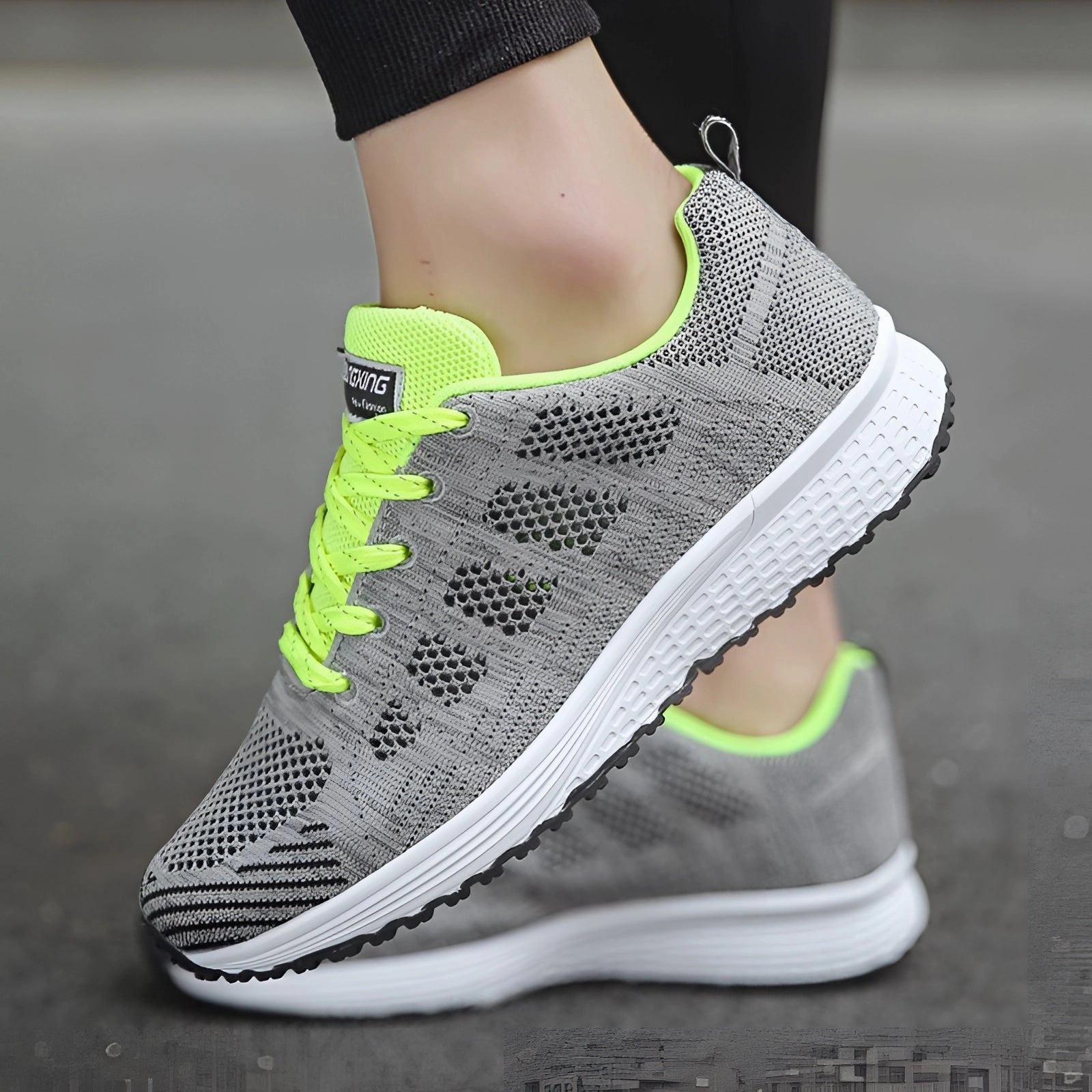 Women's Lightweight Sneakers: Breathable Pink Running Shoes